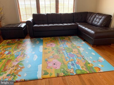 22101 Havenworth Ln, Clarksburg, MD 20871 - photo 5