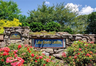 403 Thompson St unit 403/Bld 8, Hendersonville, NC 28792 - photo 2