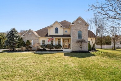 5 Rolling Meadow Dr, Millis, MA 02054 - photo 2