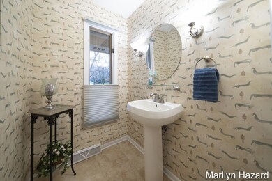 7-web-or-mls-2360-pheasant-ct-se