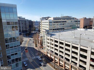 The Crescent unit 1209, Silver Spring, MD 20910 - photo 2