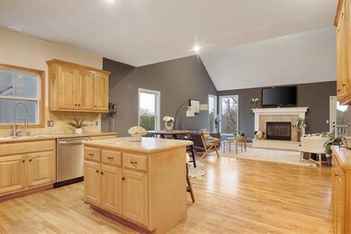 712 S Adams St, Raymore, MO 64083 - photo 6