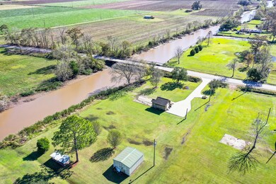 2406 Migues Rd, New Iberia, LA 70560 - photo 5