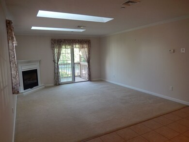 215 Longmeadow Rd unit 504, Taunton, MA 02780 - photo 3