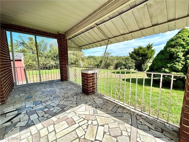 164 Locust Ln, Follansbee, WV 26037 - photo 2