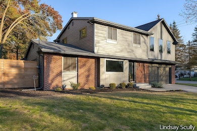 1560 Eastlawn Rd SE, Grand Rapids, MI 49506 - photo 3