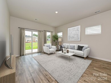 1220 31st St NE unit 3, Conover, NC 28613 - photo 6