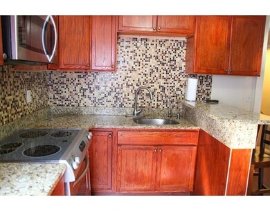 70 Railroad St unit 72, Lawrence, MA 01841 - photo 6