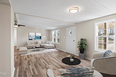 1-200 Oregon Tr FamilyRoom