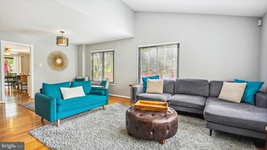 2507 Congreve Ct, Herndon, VA 20171 - photo 7