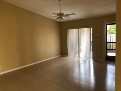 4284 Woodstock Dr unit C, West Palm Beach, FL 33409 - photo 7
