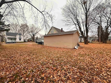 809 E State St, Mauston, WI 53948 - photo 6