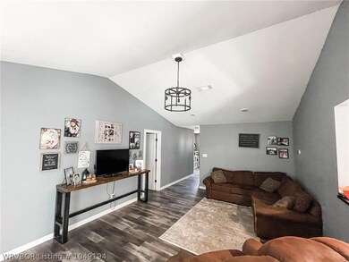 1006 S Hugo St, Muldrow, OK 74948 - photo 2