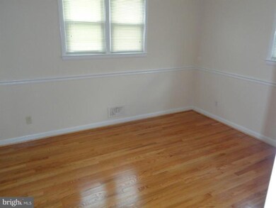 105 Longdale Rd, Lutherville Timonium, MD 21093 - photo 3