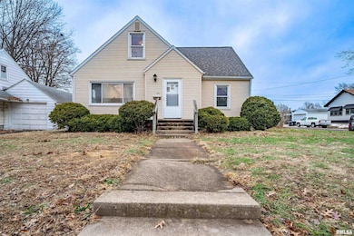 1227 State St, Pekin, IL 61554 - photo 2