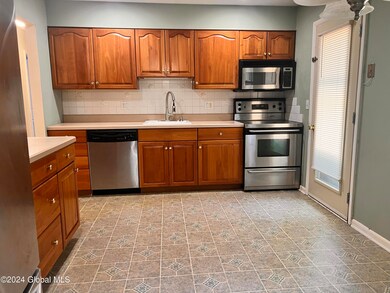 48 Grounds Place, Albany, NY 12205 - photo 4