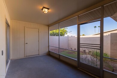 13803 N Garden Court Dr, Sun City, AZ 85351 - photo 4
