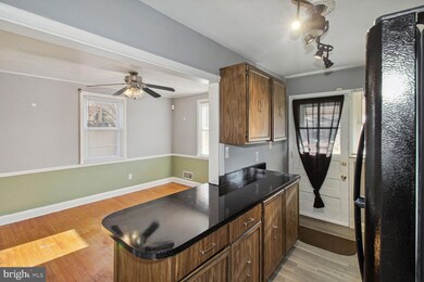 8621A Oakleigh Rd, Parkville, MD 21234 - photo 7