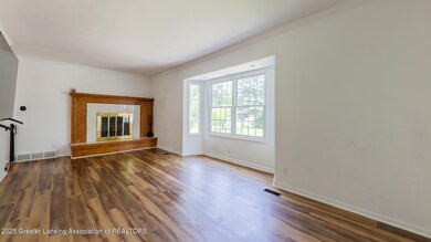 3326 W Willow St, Lansing, MI 48917 - photo 4