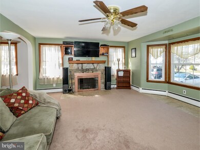 2525 W Walnut St, Colmar, PA 18915 - photo 4