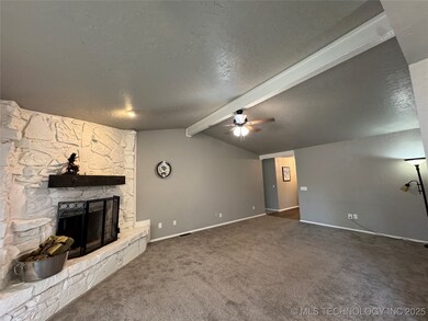 819 N Boyd Cir, Sapulpa, OK 74066 - photo 6