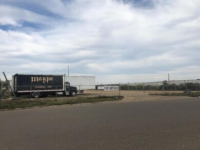 11901 Hayter Rd, Laredo, TX 78045 - photo 3