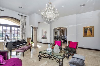 8325 W Cantera-large-006-48-Living Room-