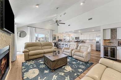 22202 Frio Dr, Galveston, TX 77554 - photo 3