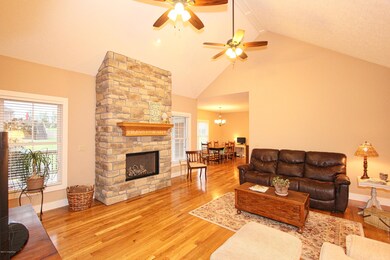 7006 Windsong home for sale 3