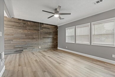07-Living Room