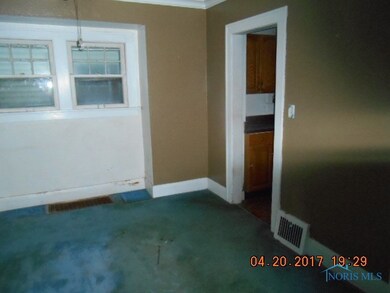 1953 Talbot St, Toledo, OH 43613 - photo 5