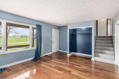 5830 Godown Rd, Columbus, OH 43235 - photo 4