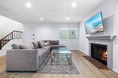 27114 Hidaway Ave unit 3, Canyon Country, CA 91351 - photo 2