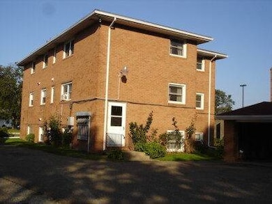 914 N Main St unit 5, North Canton, OH 44720 - photo 2