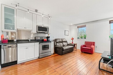 1914 Washington St unit 4, Roxbury, MA 02118 - photo 3