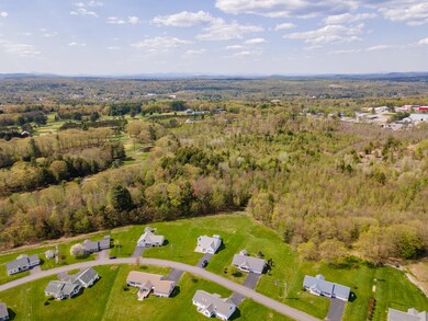 lakehome_fieldstone024