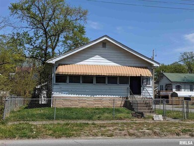 800 N Main St, Harrisburg, IL 62946 - photo 2