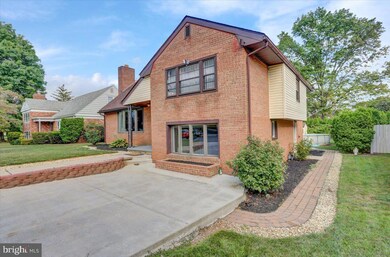 820 Warren St, Reading, PA 19601 - photo 3