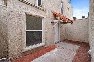 10648 Cuatro Vistas Dr unit C, El Paso, TX 79935 - photo 3