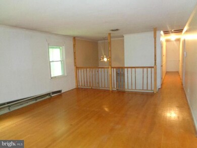 9705 Hickory Ln, La Plata, MD 20646 - photo 6