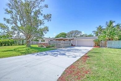 66 W Bay Dr Cocoa Beach FL-large-036-040