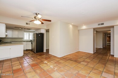 3050 S Rogers, Mesa, AZ 85202 - photo 7