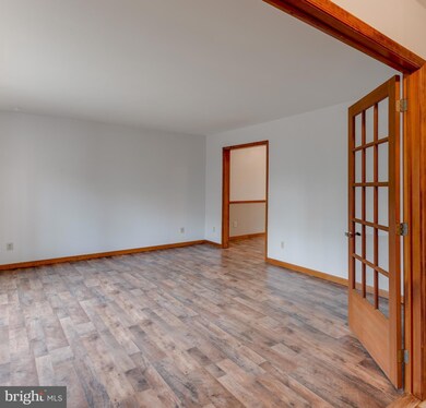 23010 Piney Wood Cir, California, MD 20619 - photo 7