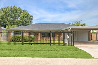 4711 Cetti St, Houston, TX 77009 - photo 4