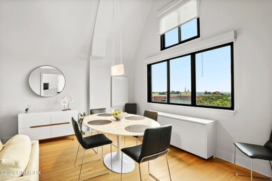 Greenwich Lodge unit 6C, Greenwich, CT 06830 - photo 4