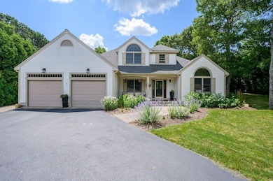 108 Old Campus Dr, Falmouth, MA 02536 - photo 3