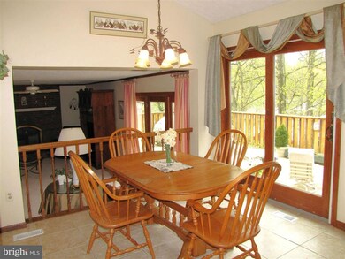 9050 Dumhart Rd, Laurel, MD 20723 - photo 7