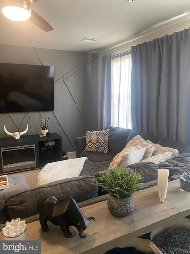 3064 Davenport Way unit M114 L, Pennsburg, PA 18073 - photo 5