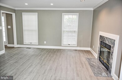 9523 Hallhurst Rd, Nottingham, MD 21236 - photo 3