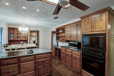 1323 County Road 2117, Gainesville, TX 76240 - photo 7